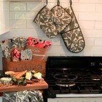Oven Mitt | Abstract Gum | Linen Oven Mitt | Abstract Gum | Linen